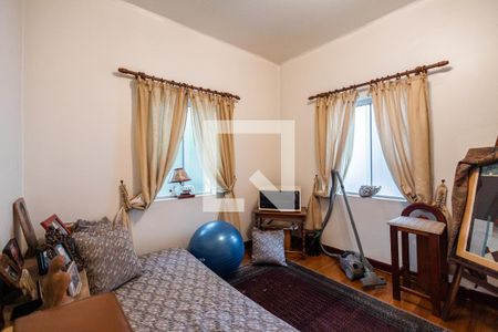 Casa à venda com 440m², 5 quartos e 2 vagasQuarto 2