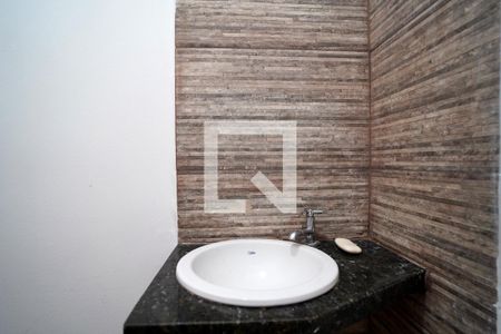 Casa para alugar com 198m², 3 quartos e 4 vagasLavabo