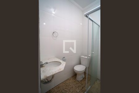 Casa para alugar com 198m², 3 quartos e 4 vagasBanheiro da Suíte 2