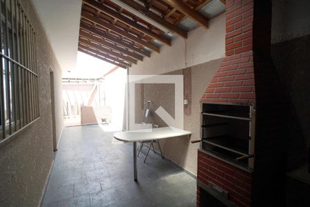 Casa para alugar com 198m², 3 quartos e 4 vagasQuintal