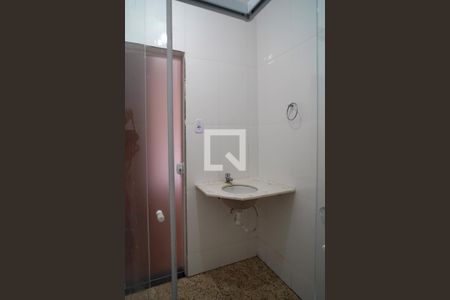 Casa para alugar com 198m², 3 quartos e 4 vagasBanheiro da Suíte 2