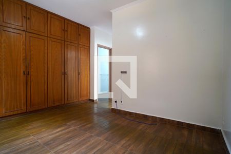 Casa para alugar com 198m², 3 quartos e 4 vagasSuíte 1