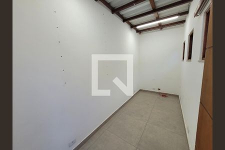 Casa à venda com 120m², 2 quartos e 2 vagas Casa à venda com 120m², 2 quartos e 2 vagasQuarto
