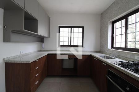 Casa à venda com 120m², 2 quartos e 2 vagasCozinha