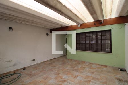 Casa à venda com 120m², 2 quartos e 2 vagasGaragem