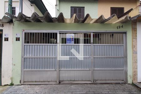 Casa à venda com 120m², 2 quartos e 2 vagasFachada