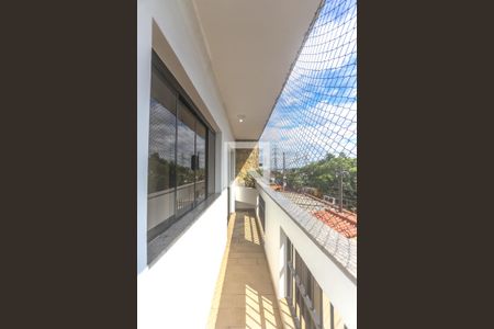 Apartamento à venda com 120m², 3 quartos e 3 vagasVaranda