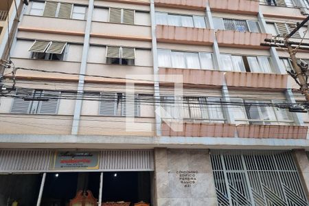 Apartamento para alugar com 94m², 3 quartos e sem vagaFachada