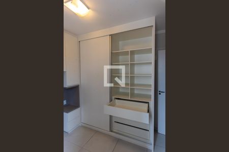 Apartamento à venda com 50m², 2 quartos e 1 vagaQuarto 1 - Armários