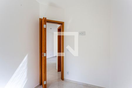 Quarto 1 de apartamento para alugar com 2 quartos, 42m² em Jardim Las Vegas, Santo André