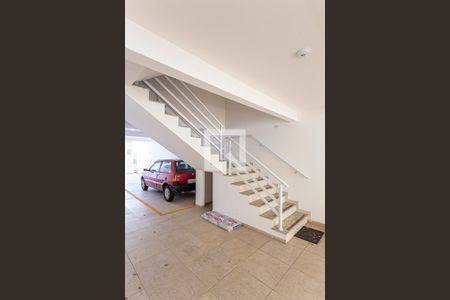 Apartamento para alugar com 42m², 2 quartos e 1 vaga Apartamento para alugar com 42m², 2 quartos e 1 vagaÁrea comum - Garagem