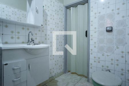 Casa à venda com 100m², 3 quartos e sem vaga Casa à venda com 100m², 3 quartos e sem vagaBanheiro