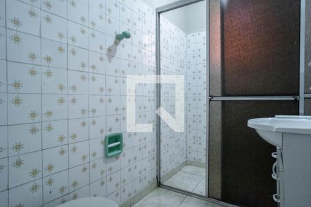 Banheiro de casa à venda com 3 quartos, 100m² em Vila Nhocune, São Paulo