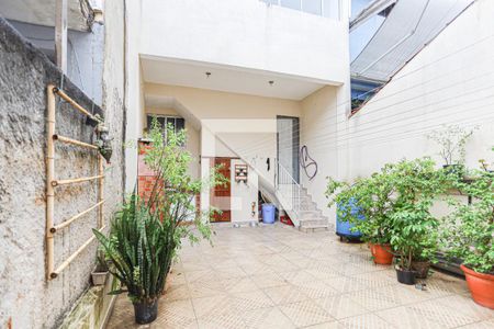 Casa à venda com 231m², 3 quartos e 2 vagasQuintal