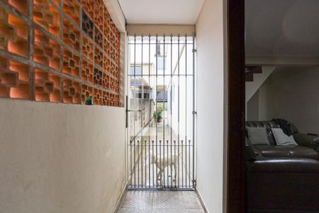 Casa à venda com 231m², 3 quartos e 2 vagasCorredor