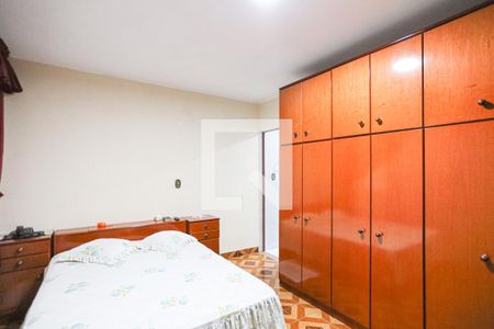 Casa à venda com 231m², 3 quartos e 2 vagasSuíte