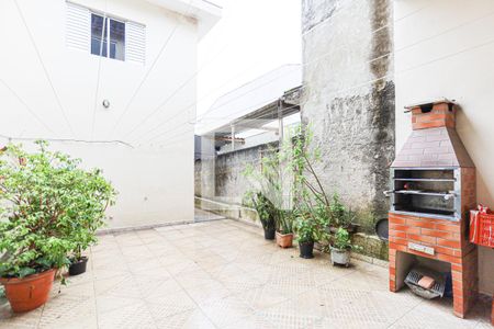 Casa à venda com 231m², 3 quartos e 2 vagasQuintal