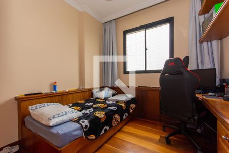 Quarto 1 de apartamento para alugar com 3 quartos, 110m² em Cristo Rei, Curitiba