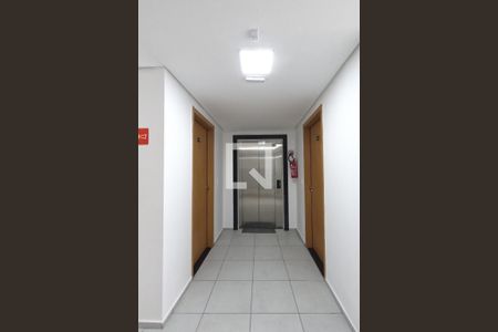 Apartamento para alugar com 43m², 2 quartos e sem vagaHall social