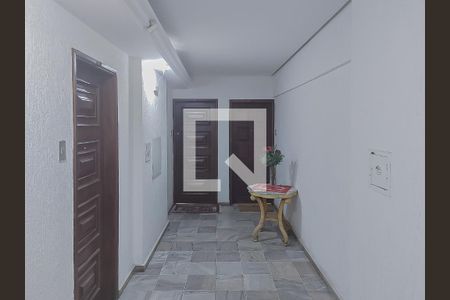 Corredor de apartamento à venda com 4 quartos, 137m² em Sion, Belo Horizonte