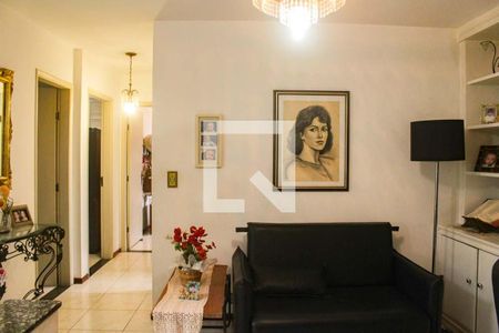 Casa à venda com 230m², 4 quartos e 3 vagasEscritório