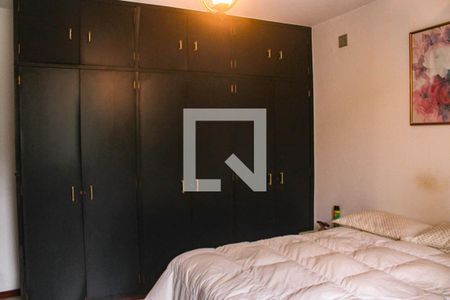 Quarto 1 - Armários de casa à venda com 4 quartos, 230m² em Jardim Prudência, São Paulo