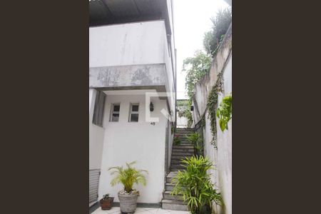 Casa à venda com 230m², 4 quartos e 3 vagasEntrada