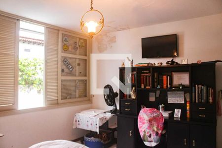 Quarto 1 - Armários de casa à venda com 4 quartos, 230m² em Jardim Prudência, São Paulo