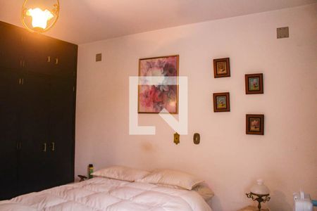 Quarto 1 de casa à venda com 4 quartos, 230m² em Jardim Prudência, São Paulo