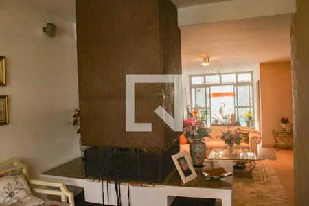 Casa à venda com 230m², 4 quartos e 3 vagassala 2