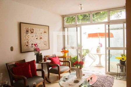 Casa à venda com 230m², 4 quartos e 3 vagassala 2