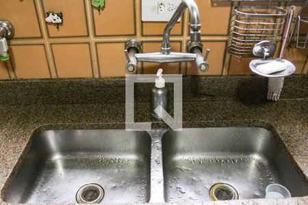 Casa à venda com 230m², 4 quartos e 3 vagasCozinha