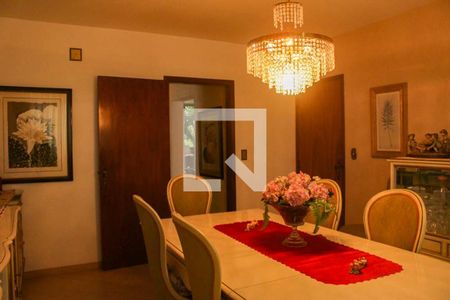 Casa à venda com 230m², 4 quartos e 3 vagasSala de Jantar