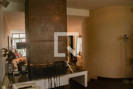 Casa à venda com 230m², 4 quartos e 3 vagassala 2