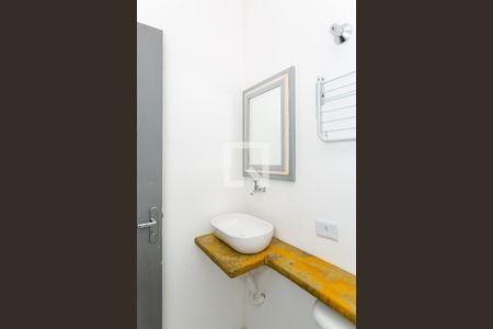 Casa para alugar com 32m², 2 quartos e sem vagaBanheiro