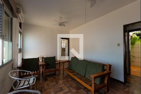 Sala de casa à venda com 3 quartos, 255m² em Vila São José, Porto Alegre