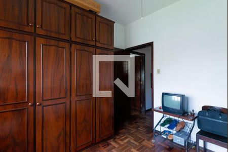 Quarto 1 de casa à venda com 3 quartos, 255m² em Vila São José, Porto Alegre