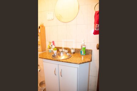 Casa à venda com 80m², 2 quartos e sem vagaBanheiro 2