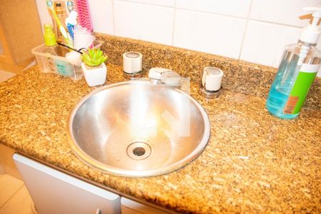 Casa à venda com 80m², 2 quartos e sem vagaBanheiro 2