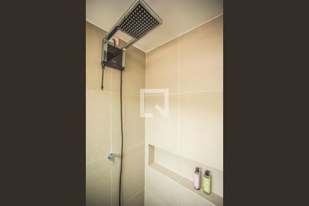 Apartamento à venda com 65m², 2 quartos e sem vagaBanheiro - Chuveiro