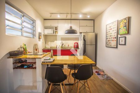 Apartamento à venda com 65m², 2 quartos e sem vagaCozinha