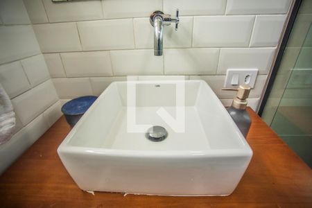 Apartamento à venda com 65m², 2 quartos e sem vagaBanheiro - Torneira