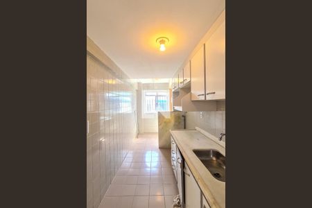 Apartamento à venda com 70m², 2 quartos e 1 vagaCozinha