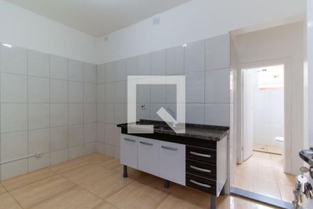 Sala/Cozinha de casa para alugar com 1 quarto, 20m² em Vila Santo Estevão, São Paulo
