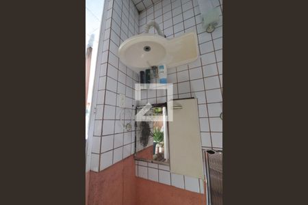 Casa à venda com 100m², 3 quartos e 2 vagasBanheiro Externo 