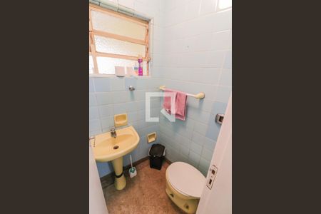 Casa à venda com 120m², 4 quartos e sem vagaLavabo