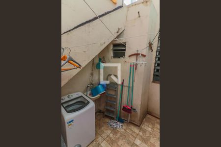 Casa à venda com 120m², 4 quartos e sem vagaLavanderia