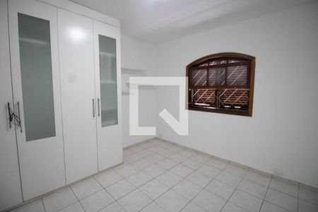 Quarto 1 de casa à venda com 3 quartos, 220m² em Conjunto Residencial Novo Pacaembu, São Paulo