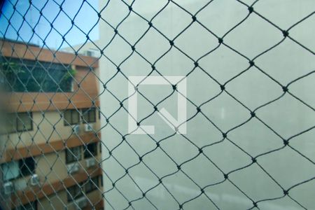 Sala vista  de apartamento à venda com 3 quartos, 120m² em Lagoa, Rio de Janeiro