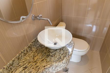 Lavabo de apartamento para alugar com 3 quartos, 105m² em Cambuí, Campinas
